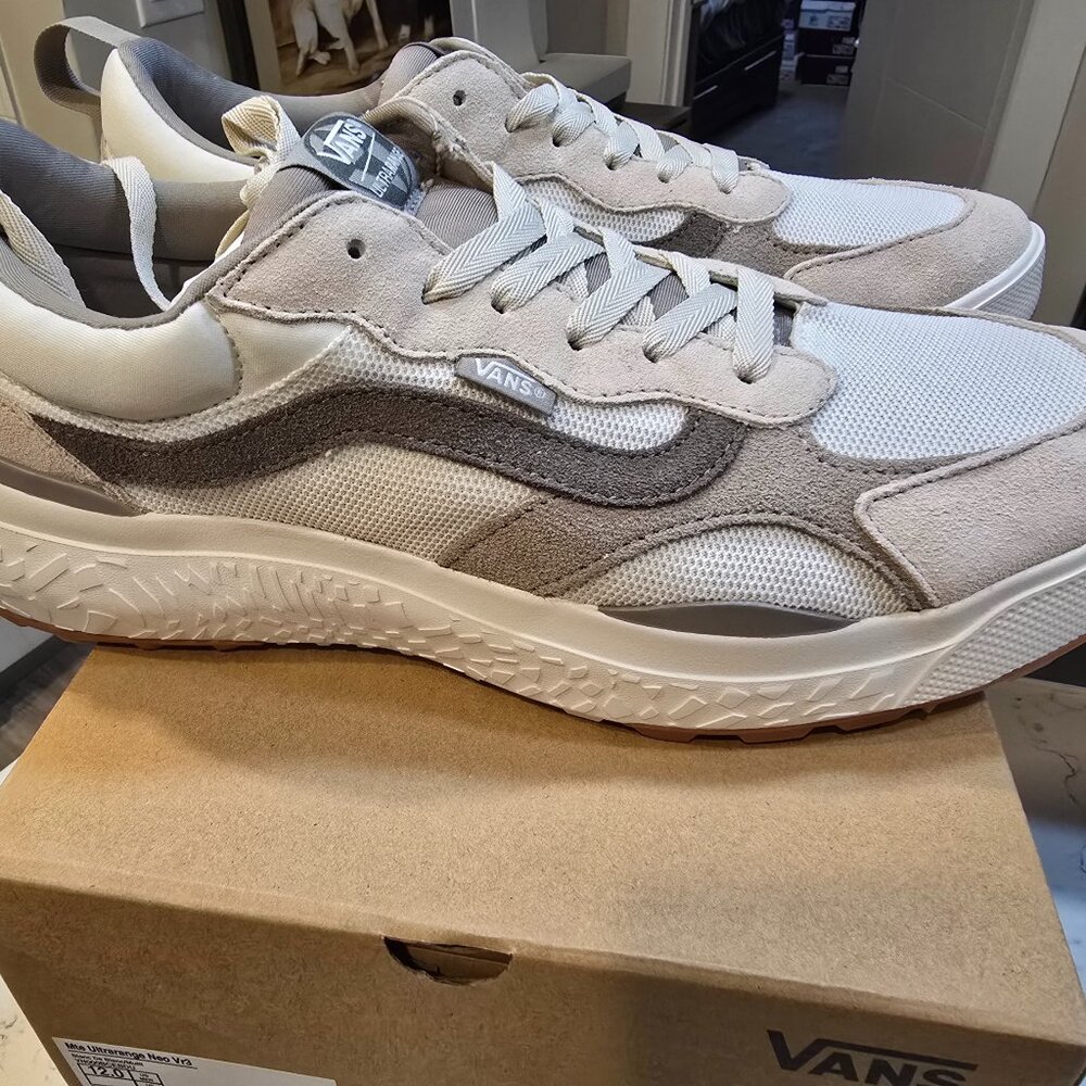 Vans MTE Ultrarange Neo VR3 Shoes Blanc de Blanc Mens Size 12 NEW VN000BCEBDU